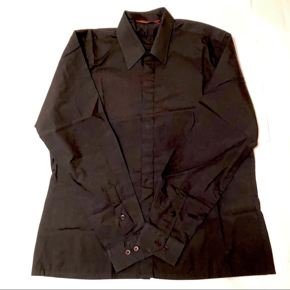 Nice! Black! Long-Sleeve ButtonDown Sergio Valente